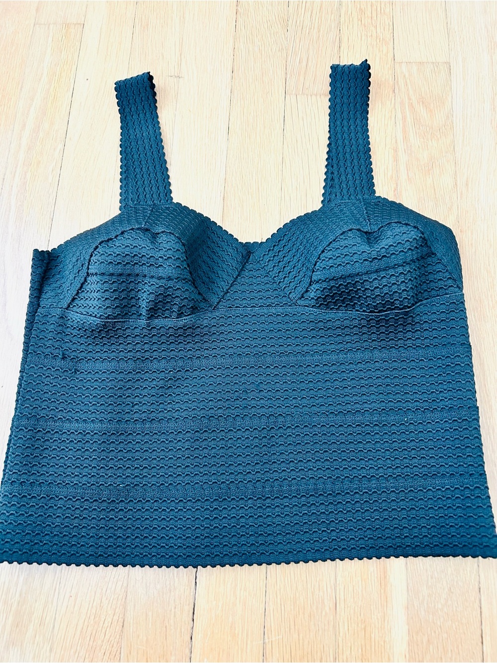 H&M Black Textured Cropped Tank with Scalloped Trim
